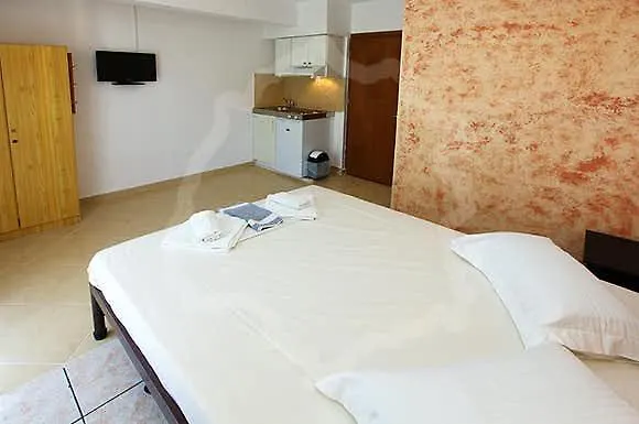 Eleni Apartment *