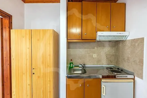 Apartment Eleni *
