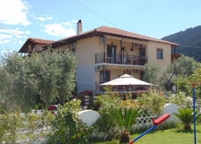 Eleni * 斯卡拉伯塔麦斯